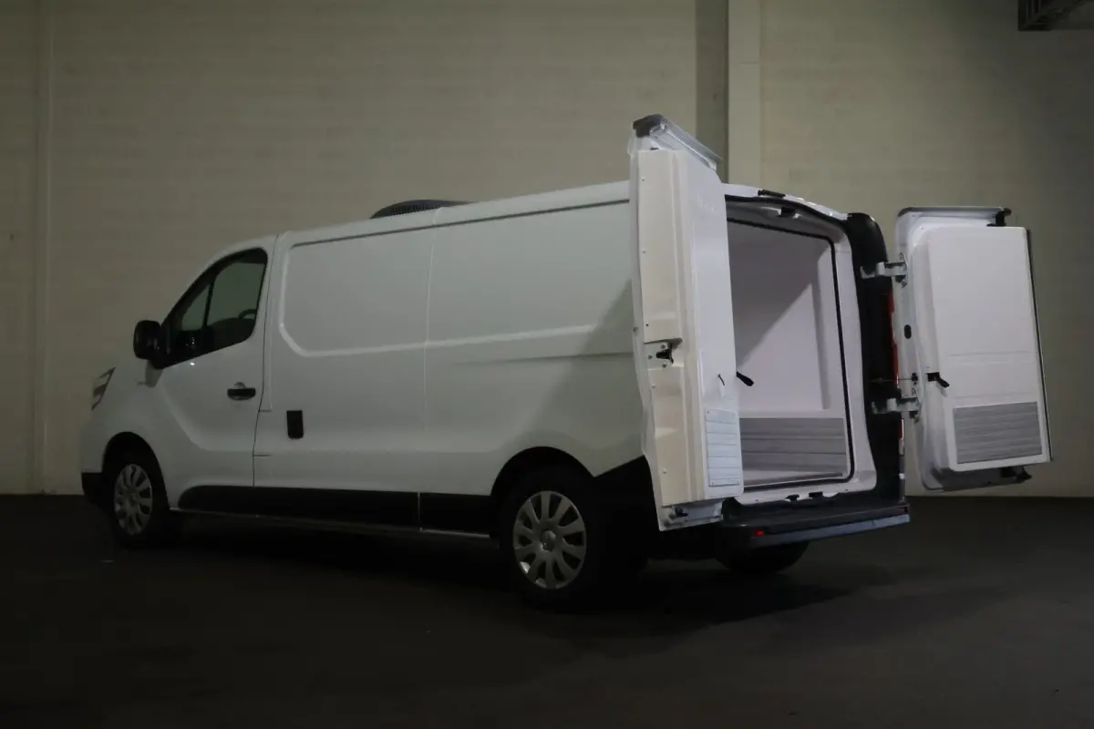 2.0 dCi 130pk L2 H1 Koelwagen Vrieswagen -10 Gr. Dag en nacht