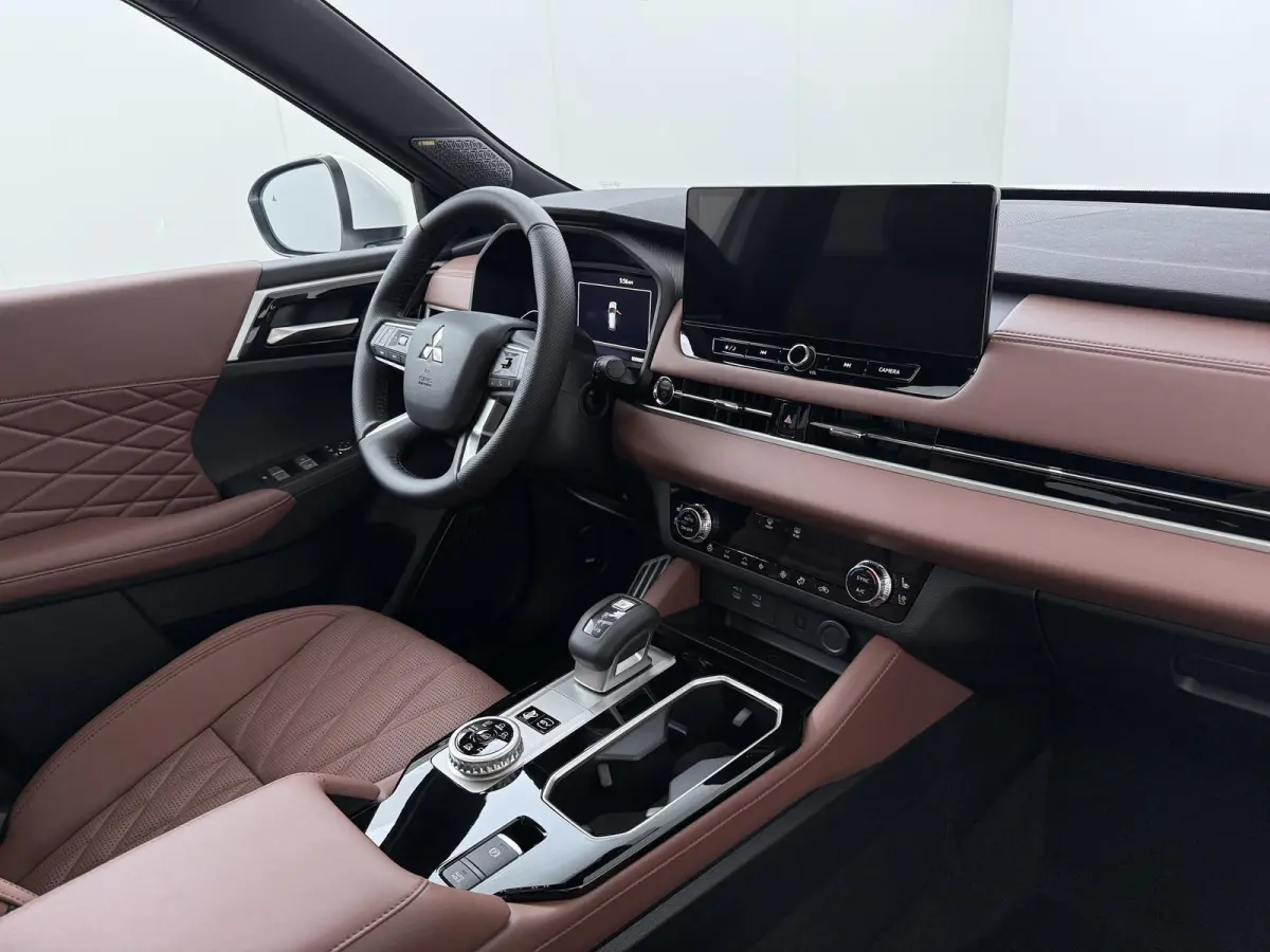 2.4 PHEV Instyle+ | Nu met €4.000,- voorraadvoordeel! | 360° Camera | Adaptive Cruise Control | Elektrische Stoelen | Navigatie | Schuif- / kanteldak | Stoel- en Stuurverwarming | Stoelve