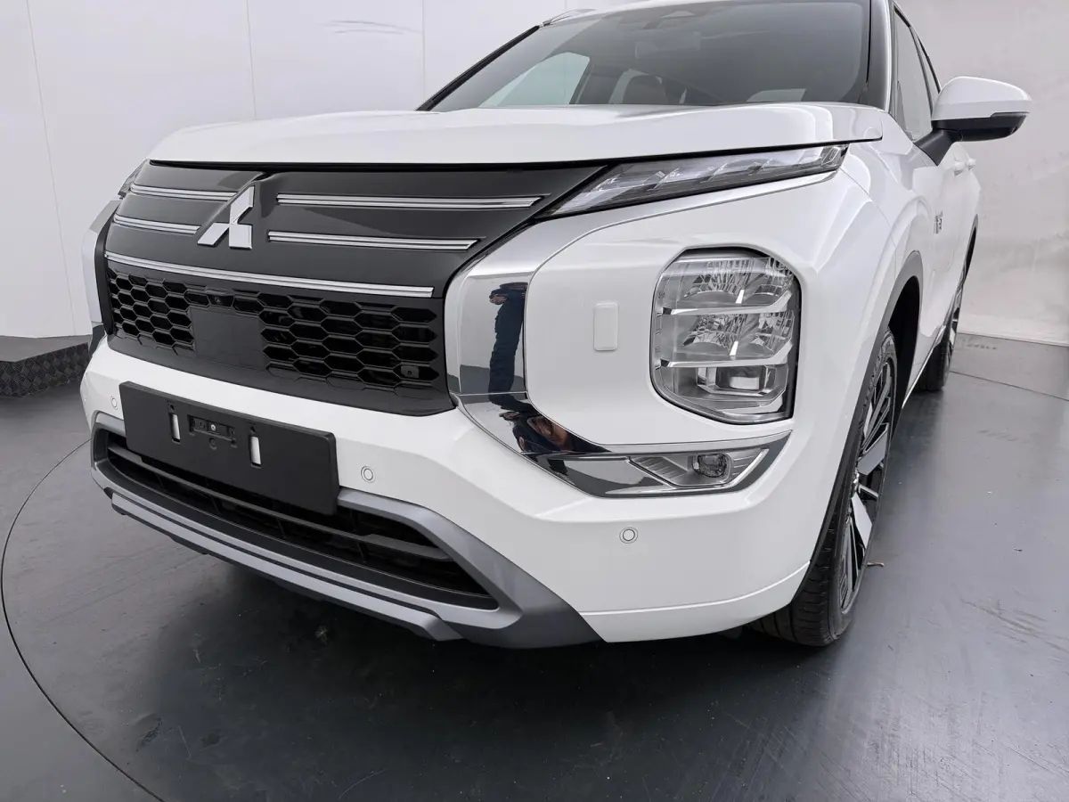 2.4 PHEV Instyle+ | Nu met €4.000,- voorraadvoordeel! | 360° Camera | Adaptive Cruise Control | Elektrische Stoelen | Navigatie | Schuif- / kanteldak | Stoel- en Stuurverwarming | Stoelve