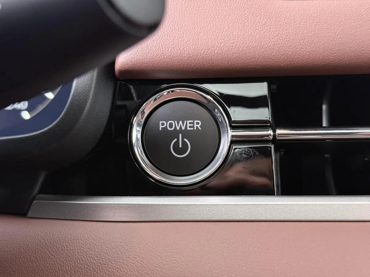 2.4 PHEV Instyle+ | Nu met €4.000,- voorraadvoordeel! | 360° Camera | Adaptive Cruise Control | Elektrische Stoelen | Navigatie | Schuif- / kanteldak | Stoel- en Stuurverwarming | Stoelve