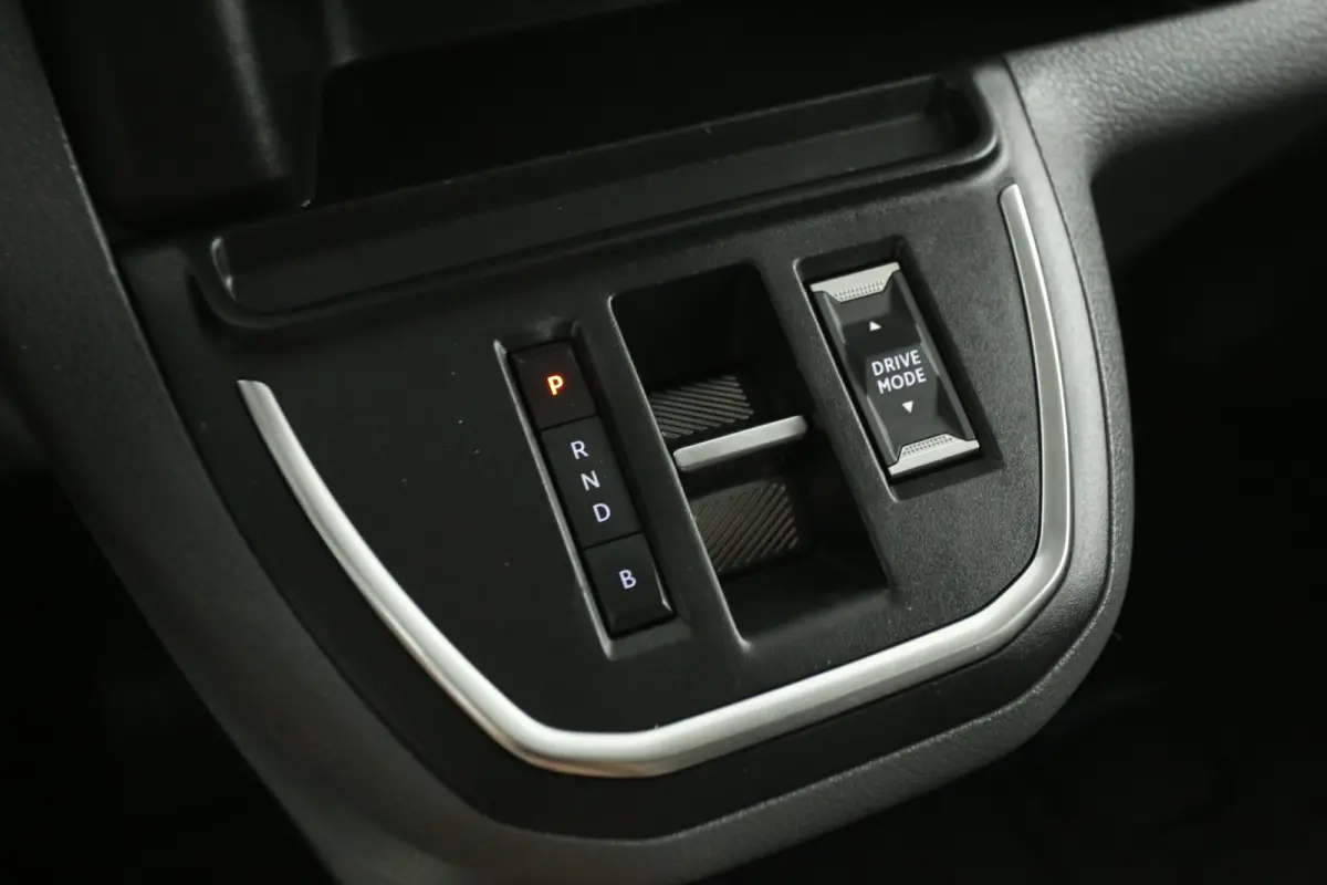 Peugeot e-Expert 75 kWh L2H1 | Snelladen | SOH 91% | Airco | Cruise | Camera | Carplay | Parkeersens.