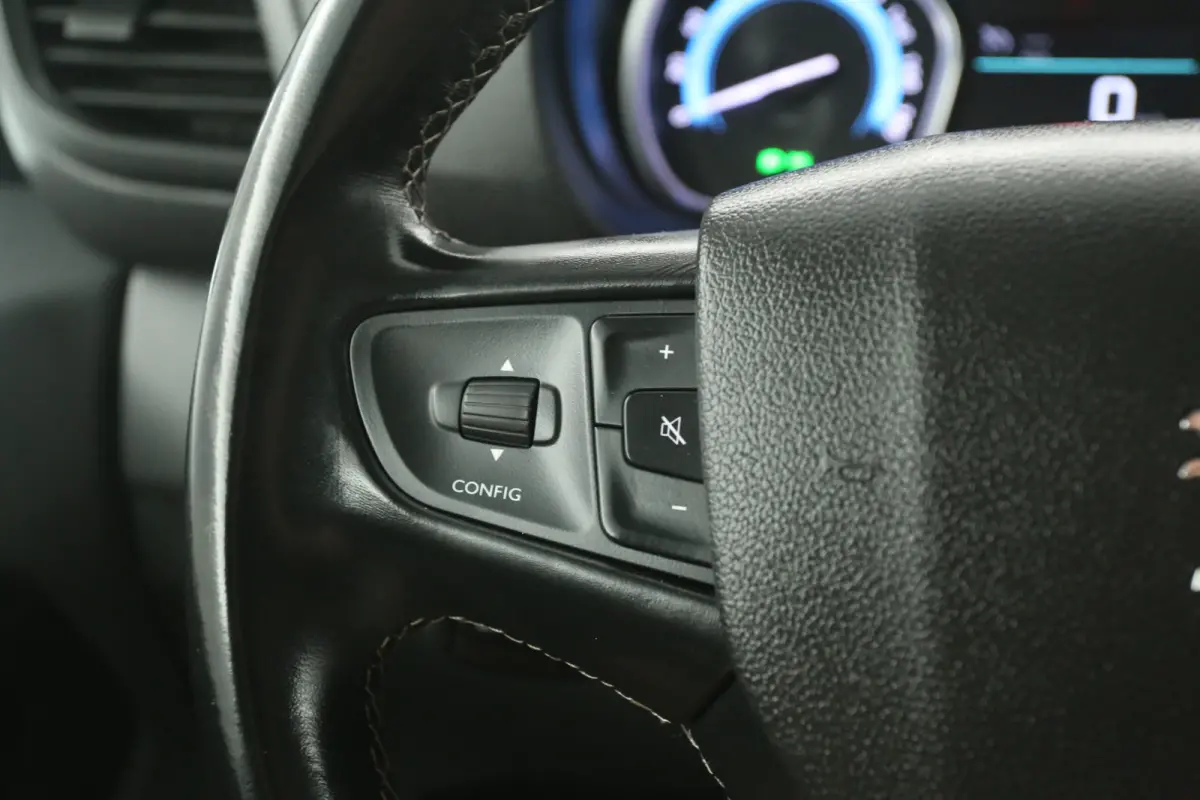 Peugeot e-Expert 75 kWh L2H1 | Snelladen | SOH 91% | Airco | Cruise | Camera | Carplay | Parkeersens.