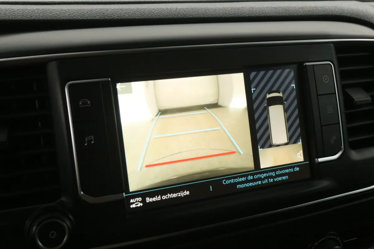 Elektrisch 75 kWh L2H1 Long Range | Snelladen | SOH 89% | Airco | Cruise | Carplay | Parkeersens.
