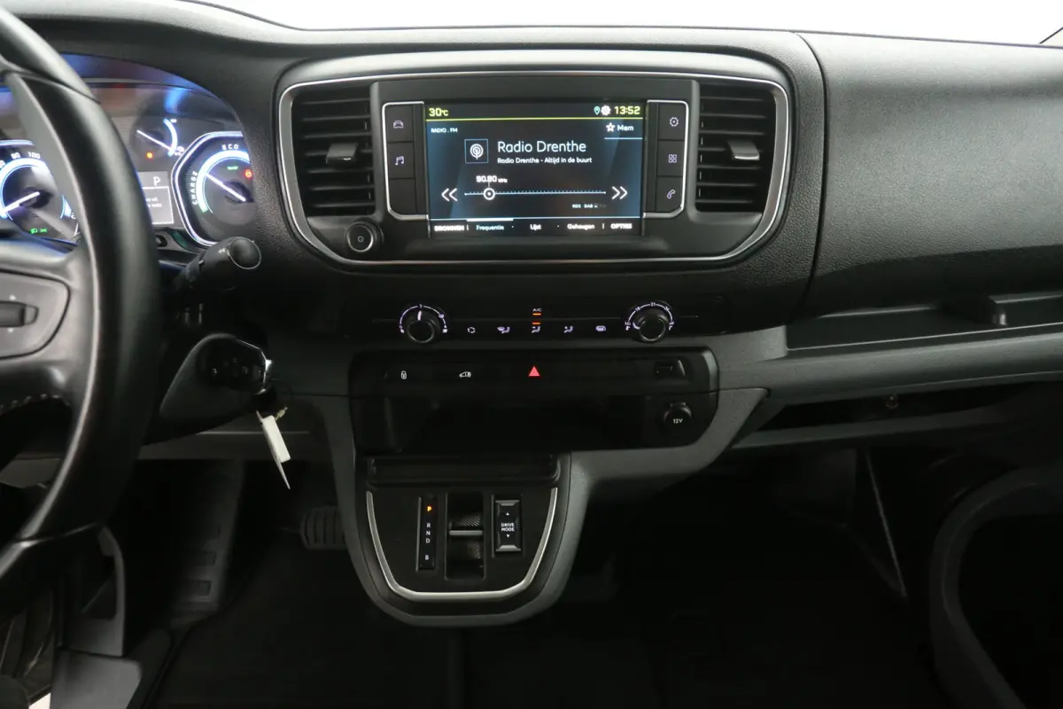 Elektrisch 75 kWh L2H1 | Snelladen | SOH 90% | Airco | Cruise | Camera | Carplay | Parkeersens.