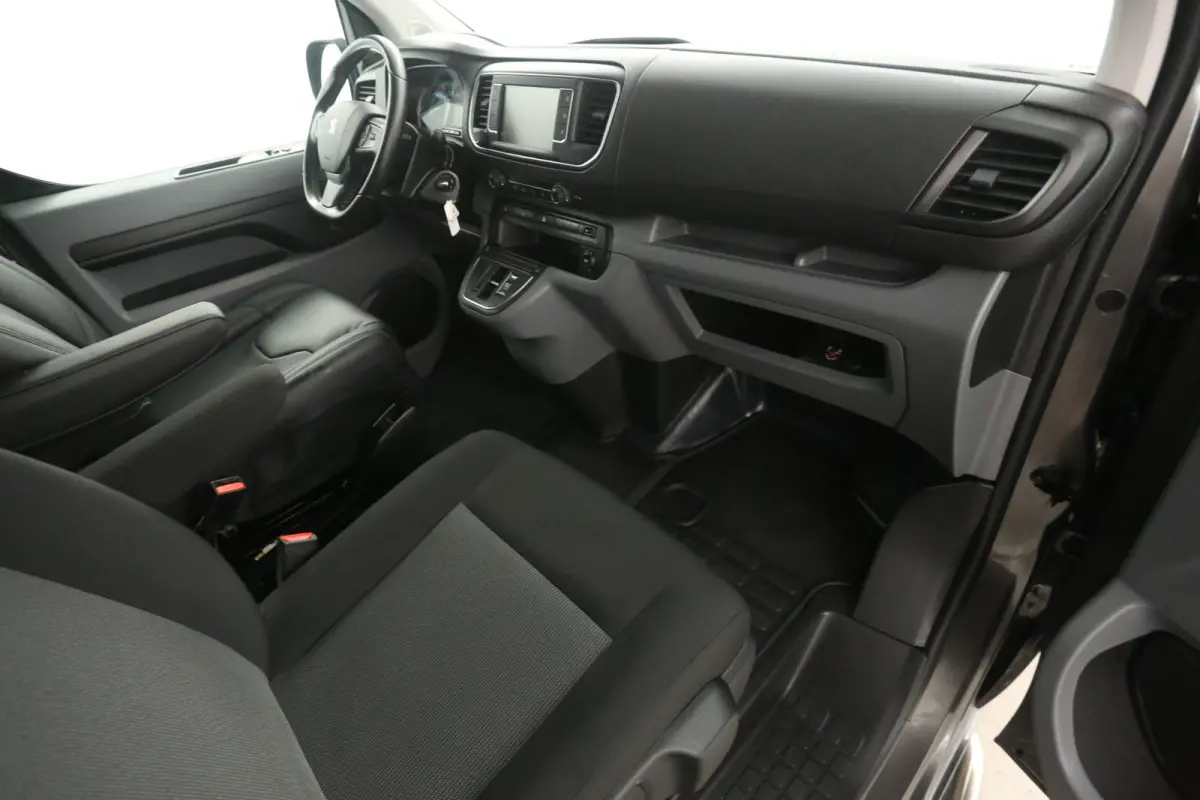 Elektrisch 75 kWh L2H1 | Snelladen | SOH 90% | Airco | Cruise | Camera | Carplay | Parkeersens.