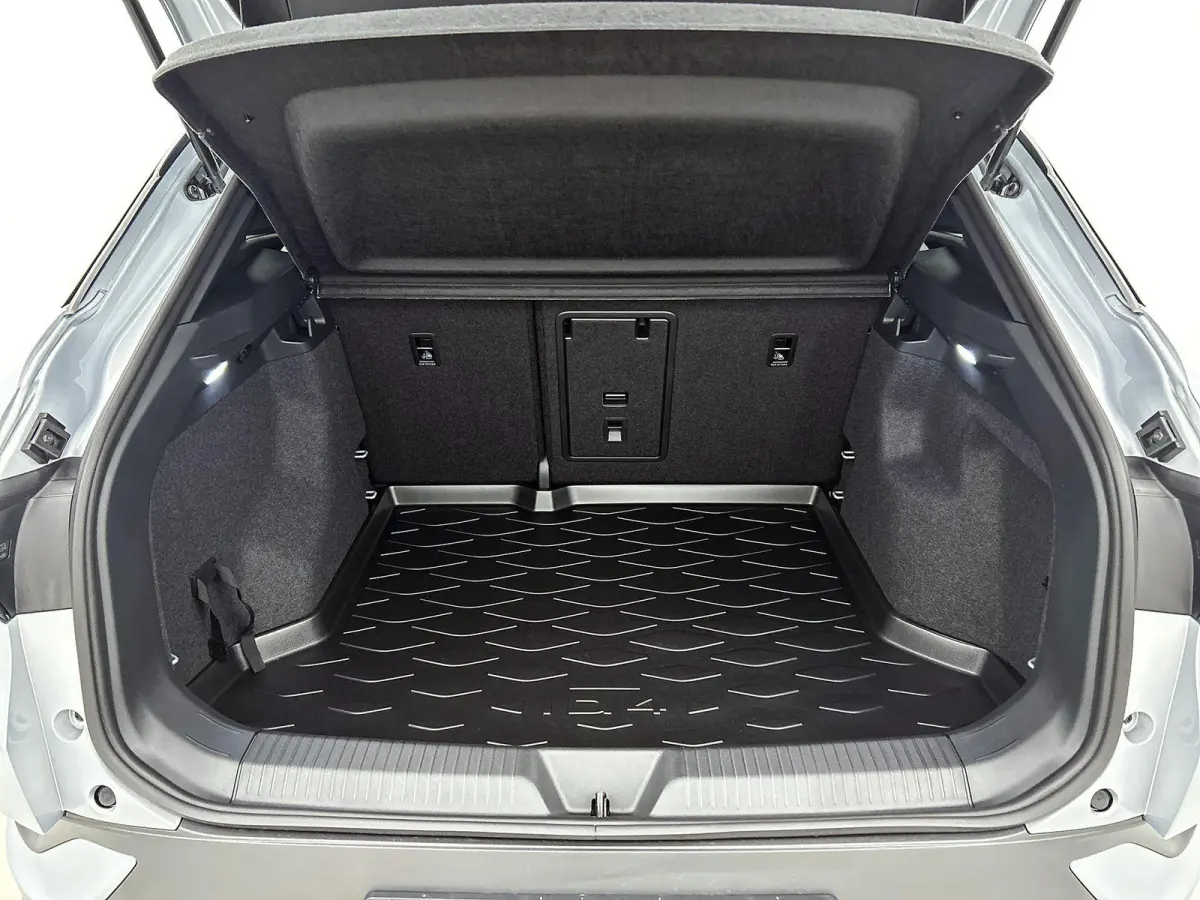 Pro Limited Edition 77 kWh 286 PK | Apple Carplay | Navigatie | Dodehoeksensoren | Camera | Keyless access | Ruiten getint | Android Auto | LED koplampen | 19" Lichtmetalen velgen | Adaptiev