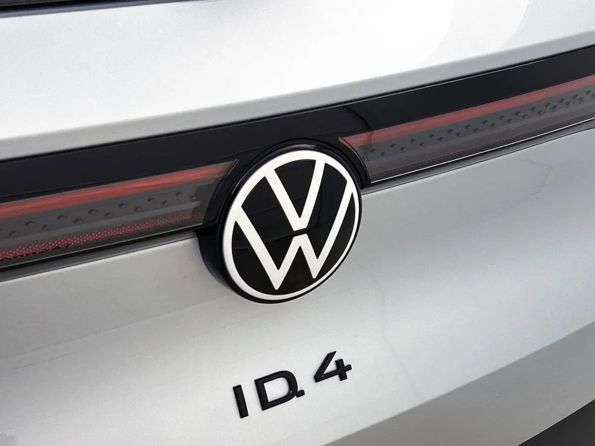 Pro Limited Edition 77 kWh 286 PK | Apple Carplay | Navigatie | Dodehoeksensoren | Camera | Keyless access | Ruiten getint | Android Auto | LED koplampen | 19" Lichtmetalen velgen | Adaptiev