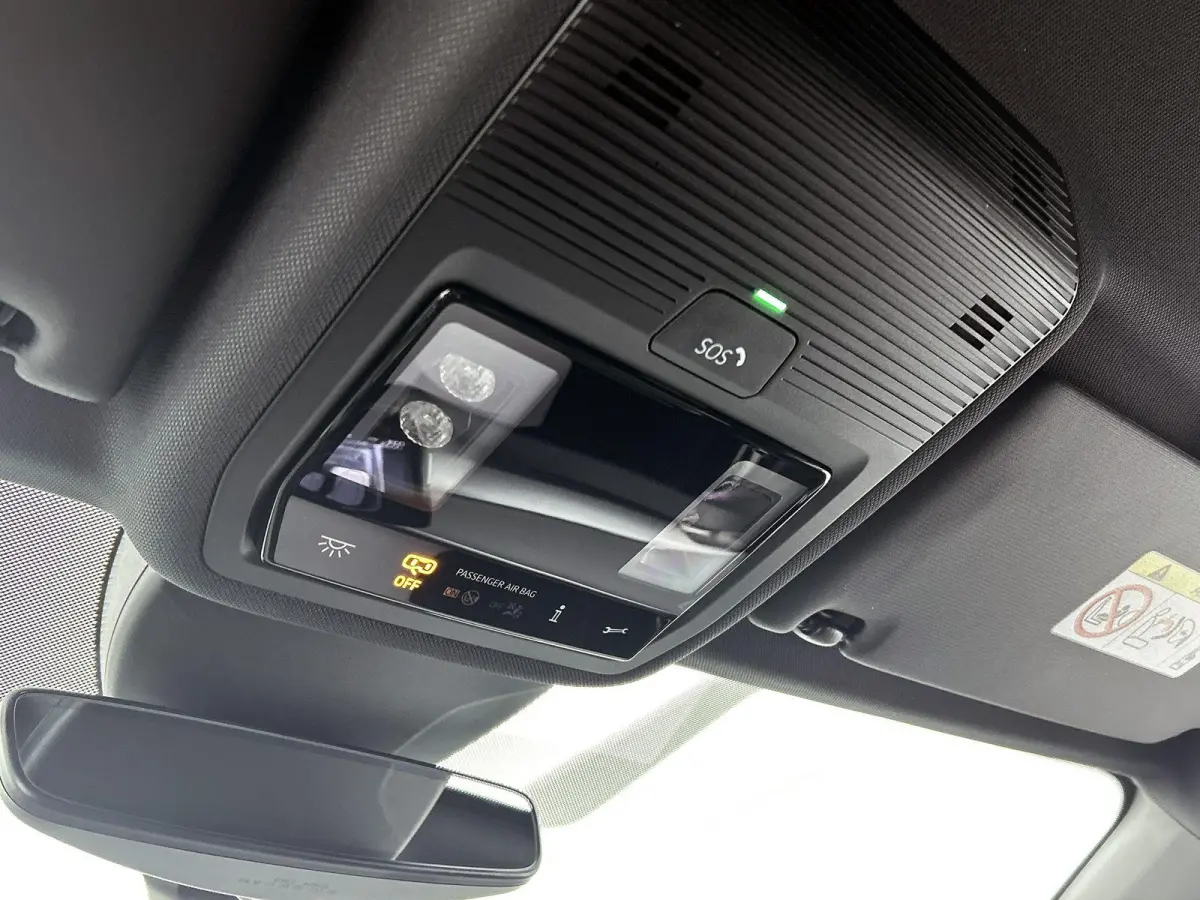 Pro Limited Edition 77 kWh 286 PK | Apple Carplay | Navigatie | Dodehoeksensoren | Camera | Keyless access | Ruiten getint | Android Auto | LED koplampen | 19" Lichtmetalen velgen | Adaptiev