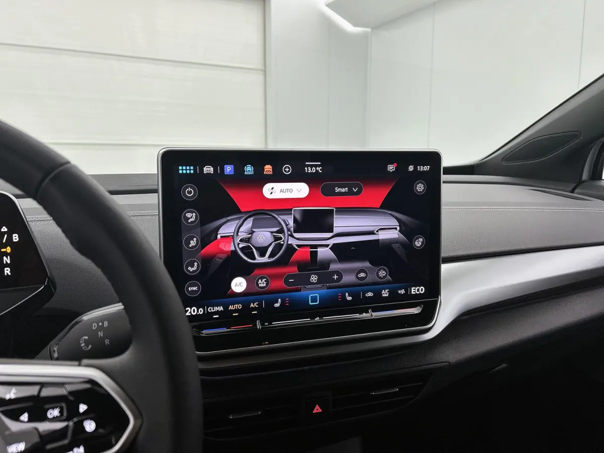 Pro Limited Edition 77 kWh 286 PK | Apple Carplay | Navigatie | Dodehoeksensoren | Camera | Keyless access | Ruiten getint | Android Auto | LED koplampen | 19" Lichtmetalen velgen | Adaptiev