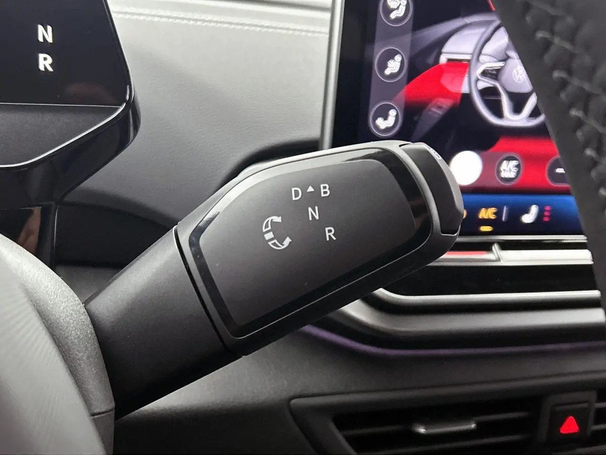 Pro Limited Edition 77 kWh 286 PK | Apple Carplay | Navigatie | Dodehoeksensoren | Camera | Keyless access | Ruiten getint | Android Auto | LED koplampen | 19" Lichtmetalen velgen | Adaptiev