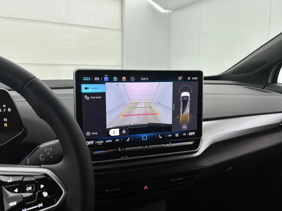 Pro Limited Edition 77 kWh 286 PK | Apple Carplay | Navigatie | Dodehoeksensoren | Camera | Keyless access | Ruiten getint | Android Auto | LED koplampen | 19" Lichtmetalen velgen | Adaptiev
