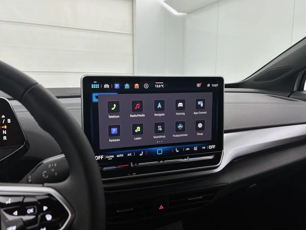 Pro Limited Edition 77 kWh 286 PK | Apple Carplay | Navigatie | Dodehoeksensoren | Camera | Keyless access | Ruiten getint | Android Auto | LED koplampen | 19" Lichtmetalen velgen | Adaptiev