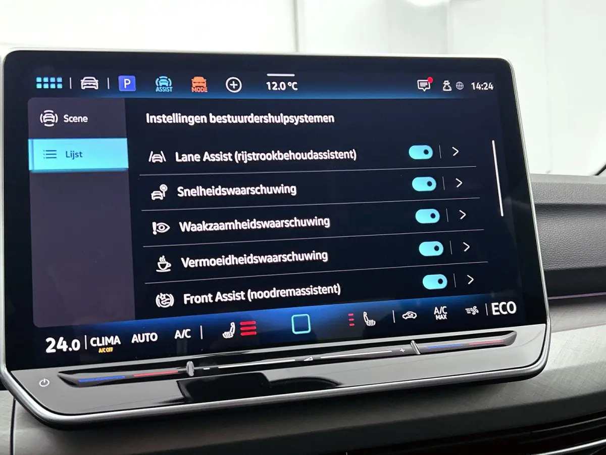 1.5 eTSI Life Edition 204 PK | Automaat | Navigatie | Stoelverwarming | Stuurverwarming | Adaptive Cruise Control | Lane Assist | Achteruitrijcamera |