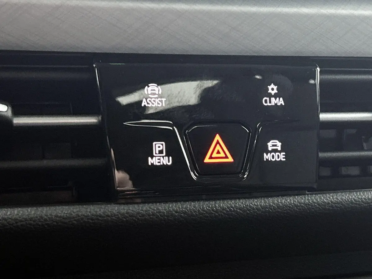 1.5 eTSI Life Edition 204 PK | Automaat | Navigatie | Stoelverwarming | Stuurverwarming | Adaptive Cruise Control | Lane Assist | Achteruitrijcamera |