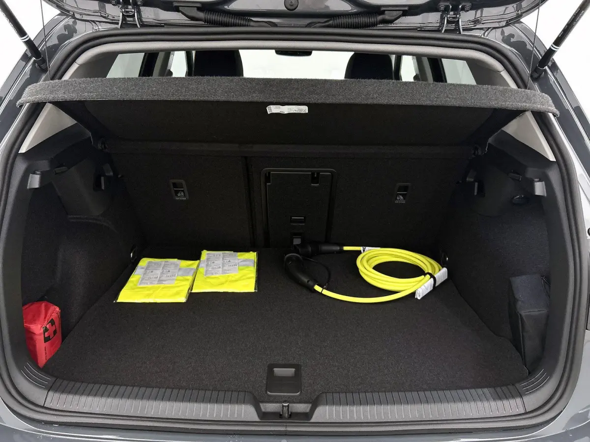 1.5 eTSI Life Edition 204 PK | Automaat | Navigatie | Stoelverwarming | Stuurverwarming | Adaptive Cruise Control | Lane Assist | Achteruitrijcamera |