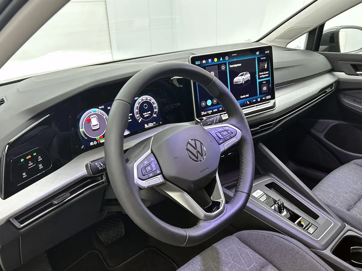 1.5 eTSI Life Edition 204 PK | Automaat | Navigatie | Stoelverwarming | Stuurverwarming | Adaptive Cruise Control | Lane Assist | Achteruitrijcamera |