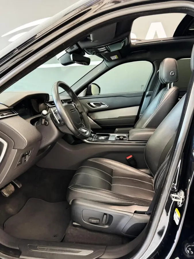 2.0 P250 Turbo AWD R-Dynamic HSE