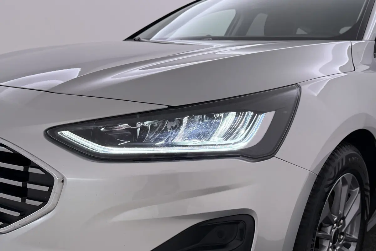 1.0 EcoBoost Hybrid Titanium | Org NL | CarPlay | Cruise Control | Climate Control | PDC | Navigatie | Automaat |