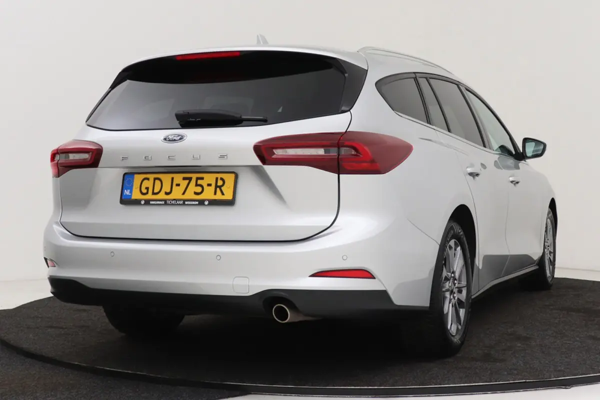 1.0 EcoBoost Hybrid Titanium | Org NL | CarPlay | Cruise Control | Climate Control | PDC | Navigatie | Automaat |