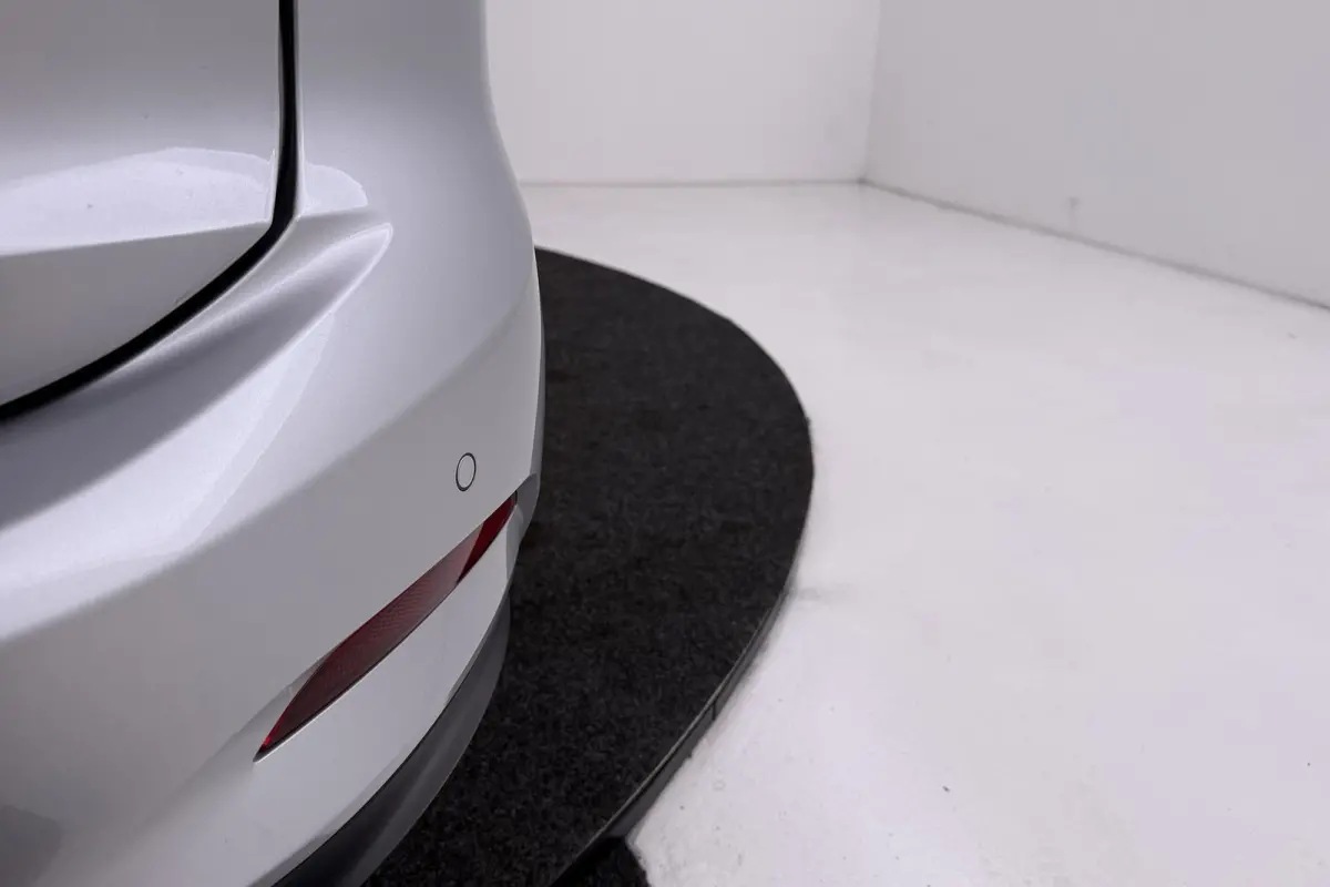 1.0 EcoBoost Hybrid Titanium | Org NL | CarPlay | Cruise Control | Climate Control | PDC | Navigatie | Automaat |