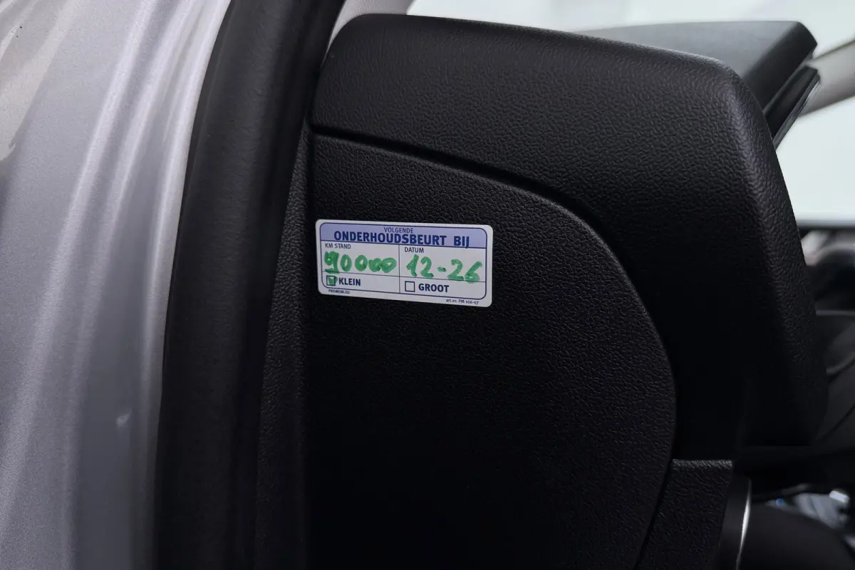 1.0 EcoBoost Hybrid Titanium | Org NL | CarPlay | Cruise Control | Climate Control | PDC | Navigatie | Automaat |