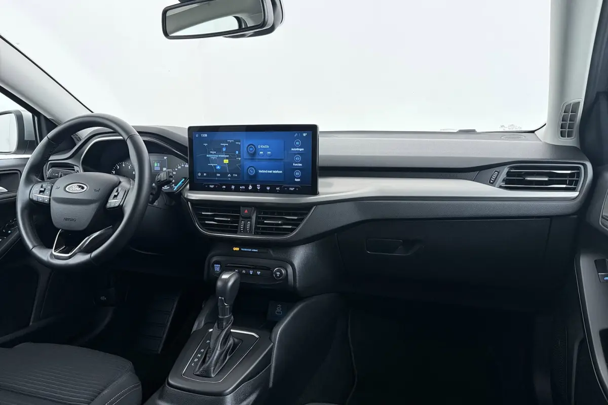 1.0 EcoBoost Hybrid Titanium | Org NL | CarPlay | Cruise Control | Climate Control | PDC | ST-Line Velgen |