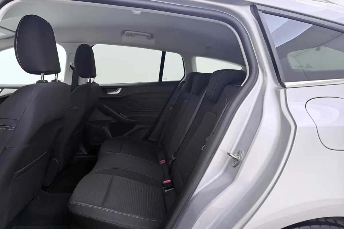 1.0 EcoBoost Hybrid Titanium | Org NL | CarPlay | Cruise Control | Climate Control | PDC | ST-Line Velgen |