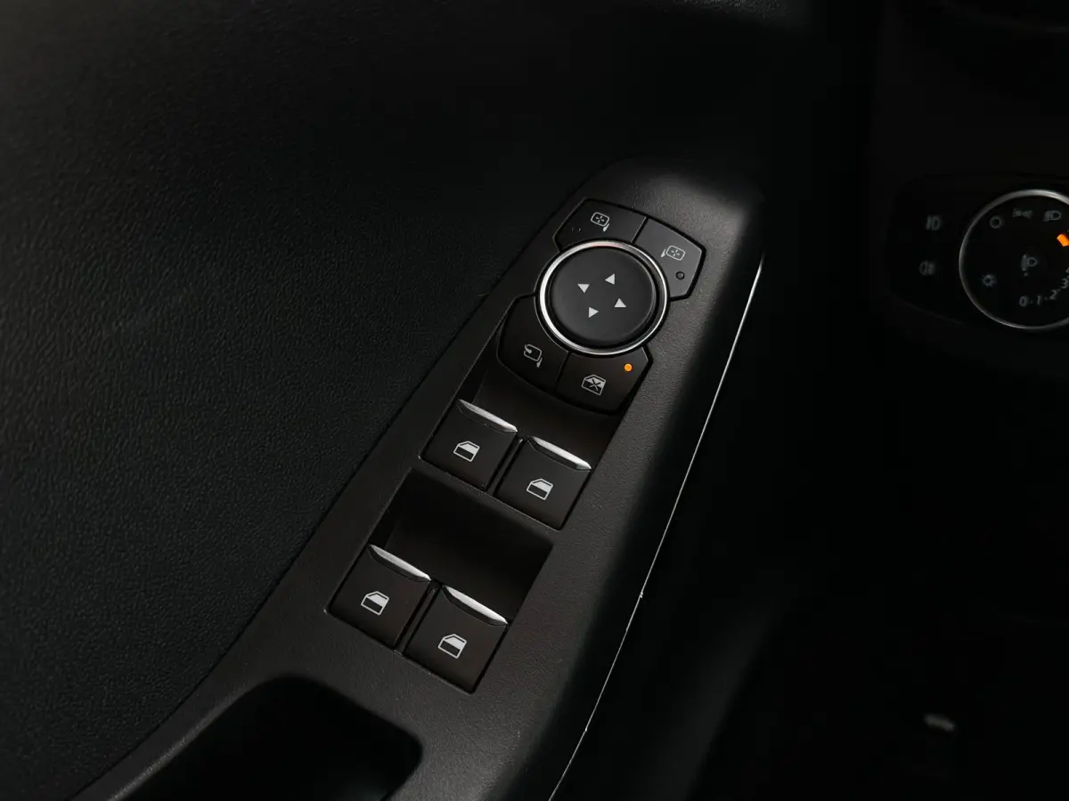 1.0 ST-Line, Automaat, Bluetooth, Cruise, Lane, Pano, Navi, Virtual Cockpit B&O Audio