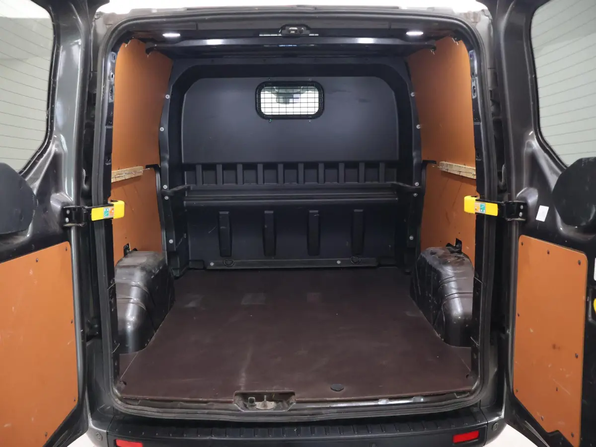 340 2.0 TDCI L2H1 170 PK DUBBEL CAB AUT. + CARPLAY | TREKHAAK | CAMERA | STOELVERW.