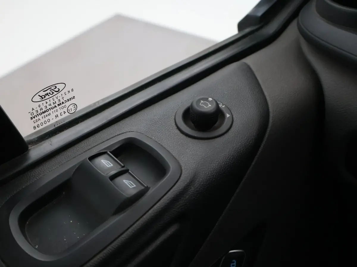 340 2.0 TDCI L2H1 170 PK DUBBEL CAB AUT. + CARPLAY | TREKHAAK | CAMERA | STOELVERW.