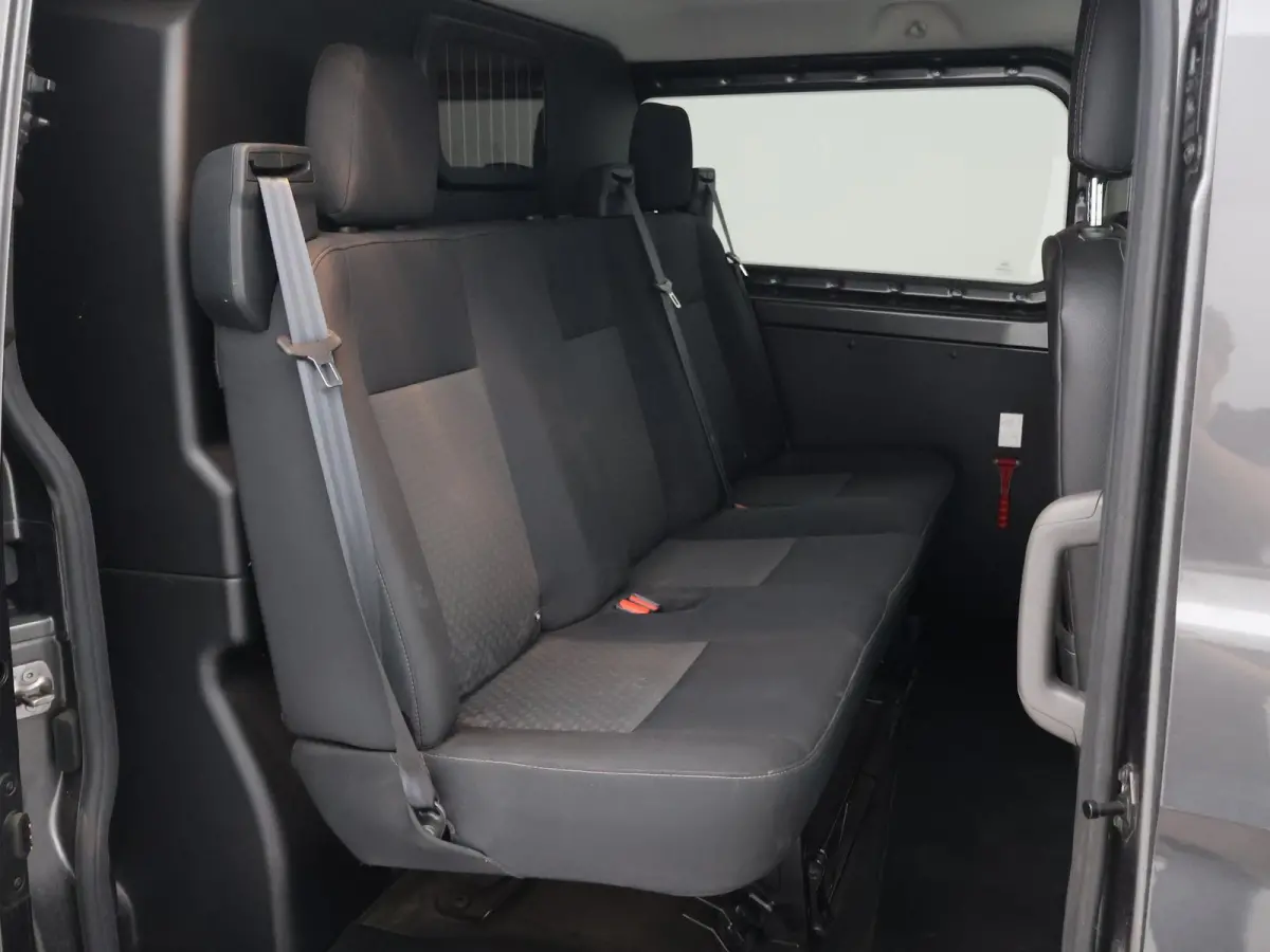 340 2.0 TDCI L2H1 170 PK DUBBEL CAB AUT. + CARPLAY | TREKHAAK | CAMERA | STOELVERW.