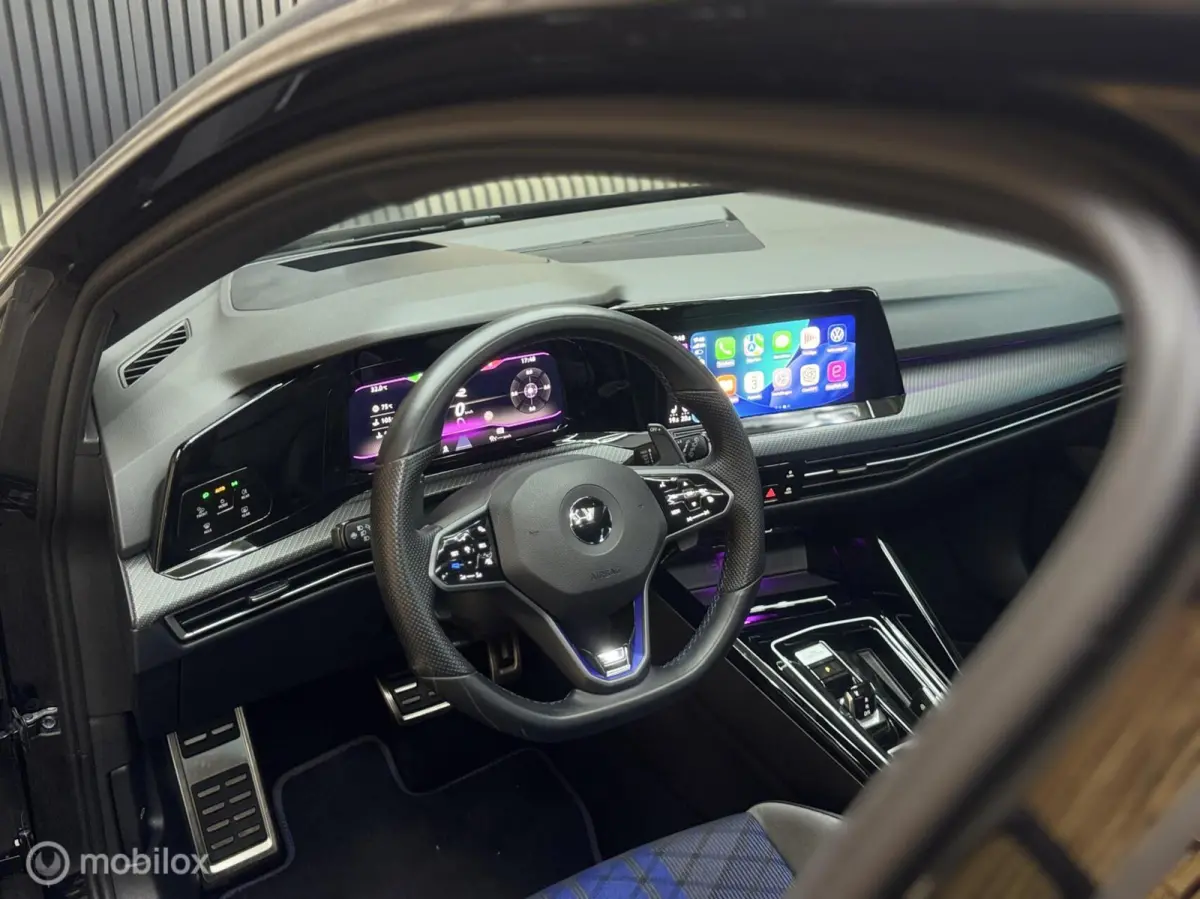 2.0 TSI R 4Motion|Pano|Hud|Harman Kardon|APR