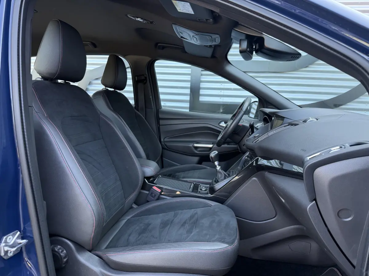 1.5 EcoBoost ST Line 1e Eigenaar|Carplay|Trekhaak|Navi|Stoel+Stuurverw|Adap Cruise|PDC V+A|Clima|Cruise|APK tot 10-2027