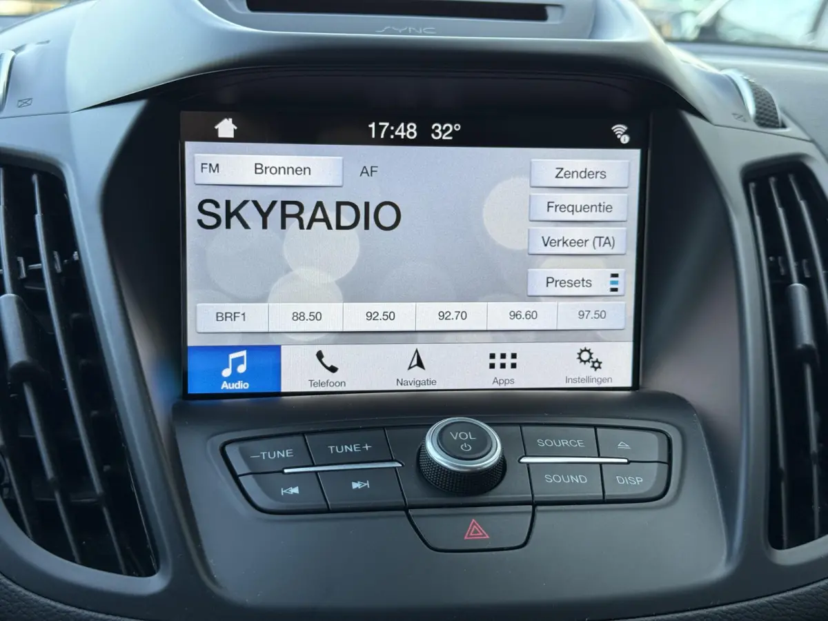 1.5 EcoBoost ST Line 1e Eigenaar|Carplay|Trekhaak|Navi|Stoel+Stuurverw|Adap Cruise|PDC V+A|Clima|Cruise|APK tot 10-2027
