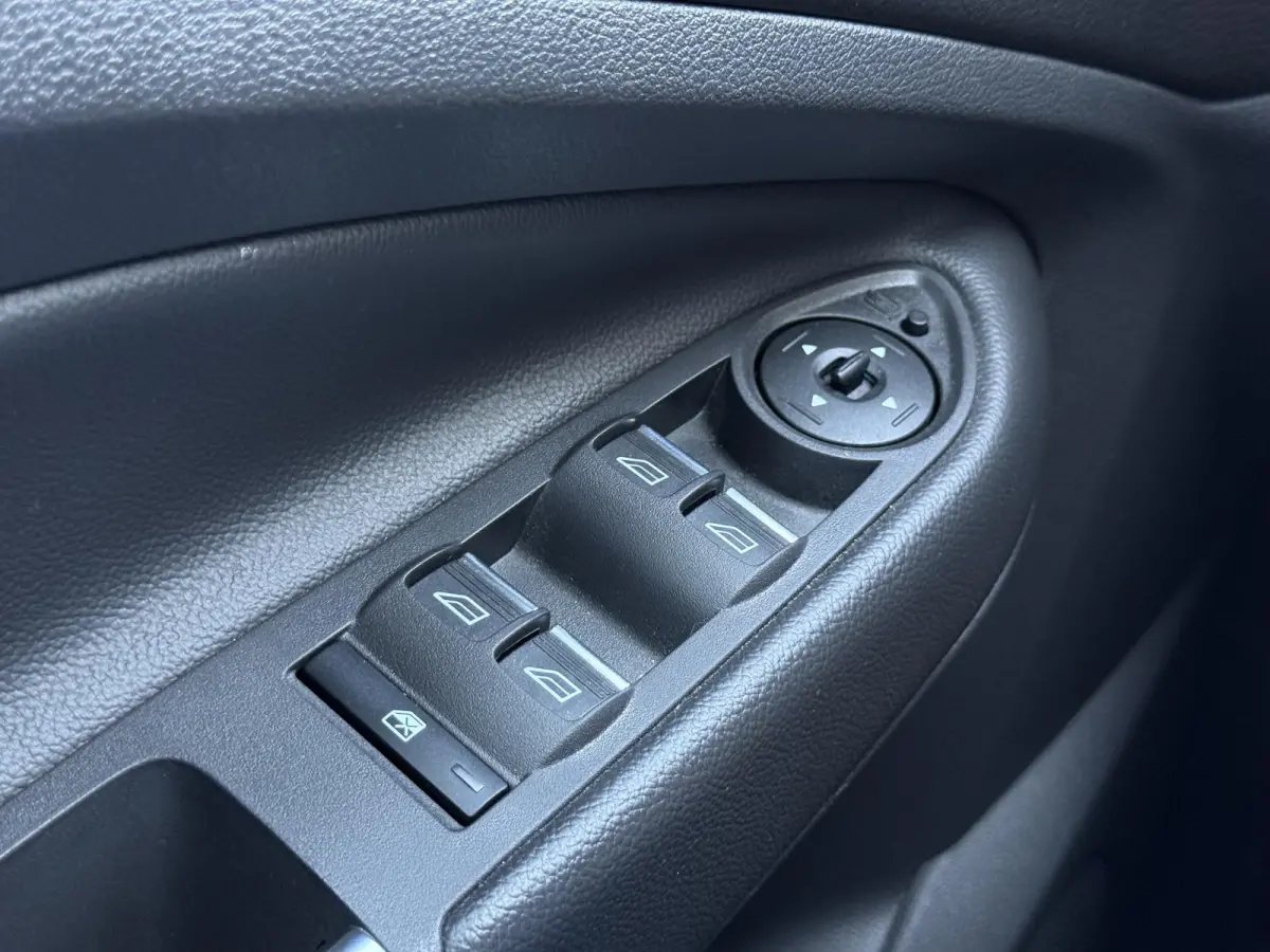 1.5 EcoBoost ST Line 1e Eigenaar|Carplay|Trekhaak|Navi|Stoel+Stuurverw|Adap Cruise|PDC V+A|Clima|Cruise|APK tot 10-2027