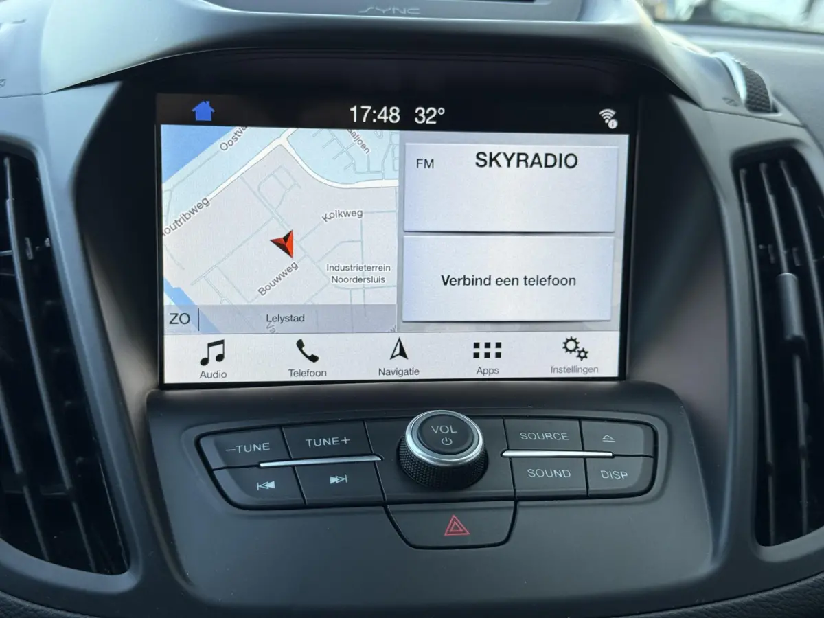 1.5 EcoBoost ST Line 1e Eigenaar|Carplay|Trekhaak|Navi|Stoel+Stuurverw|Adap Cruise|PDC V+A|Clima|Cruise|APK tot 10-2027