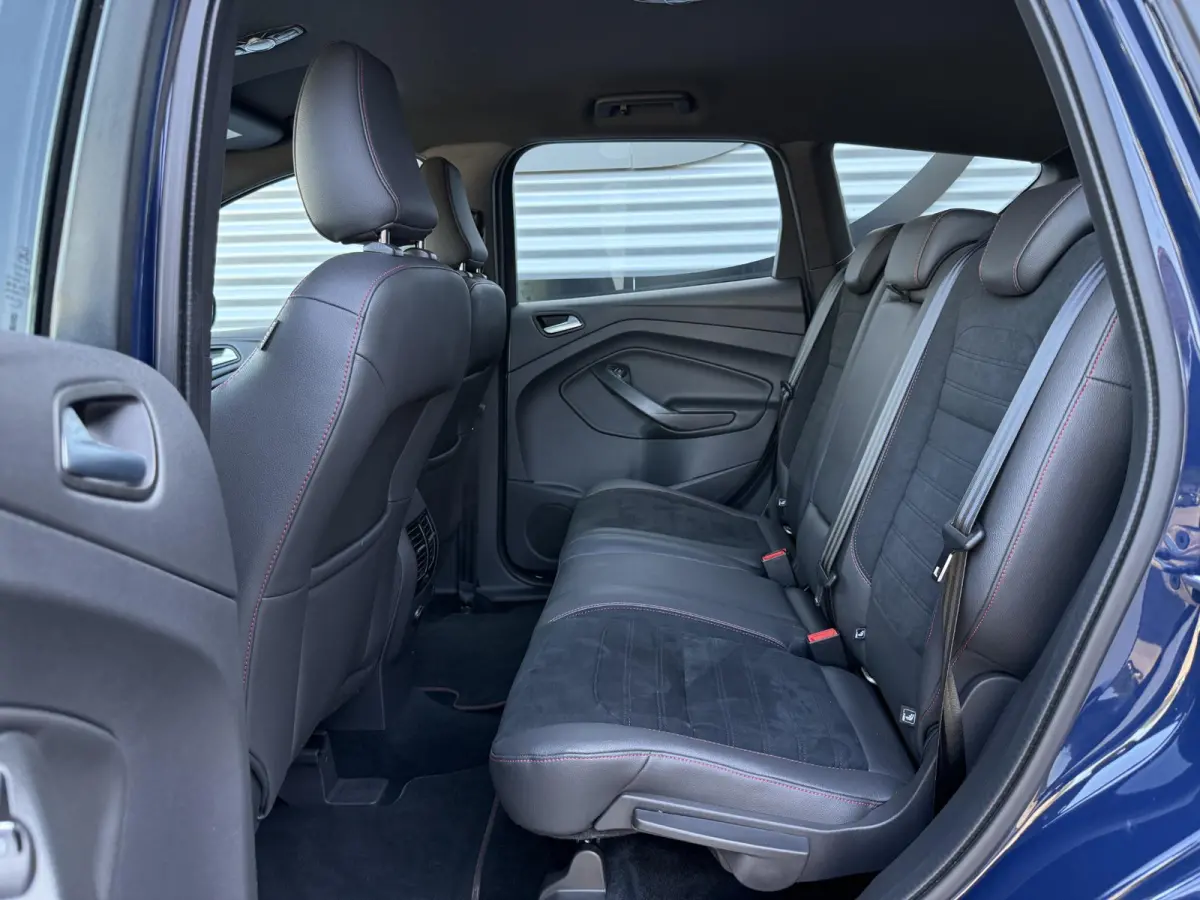 1.5 EcoBoost ST Line 1e Eigenaar|Carplay|Trekhaak|Navi|Stoel+Stuurverw|Adap Cruise|PDC V+A|Clima|Cruise|APK tot 10-2027