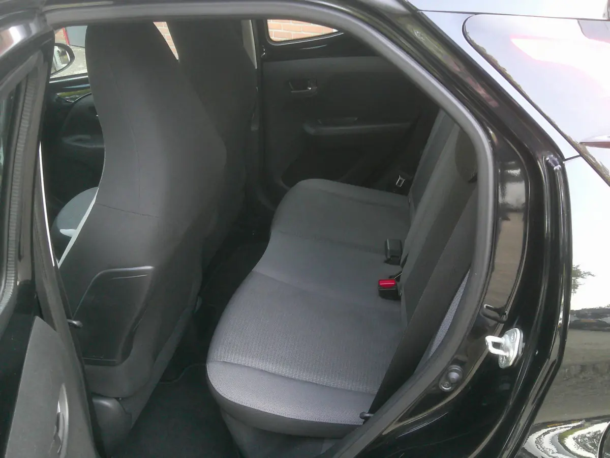 1.0 VVT-i x-play