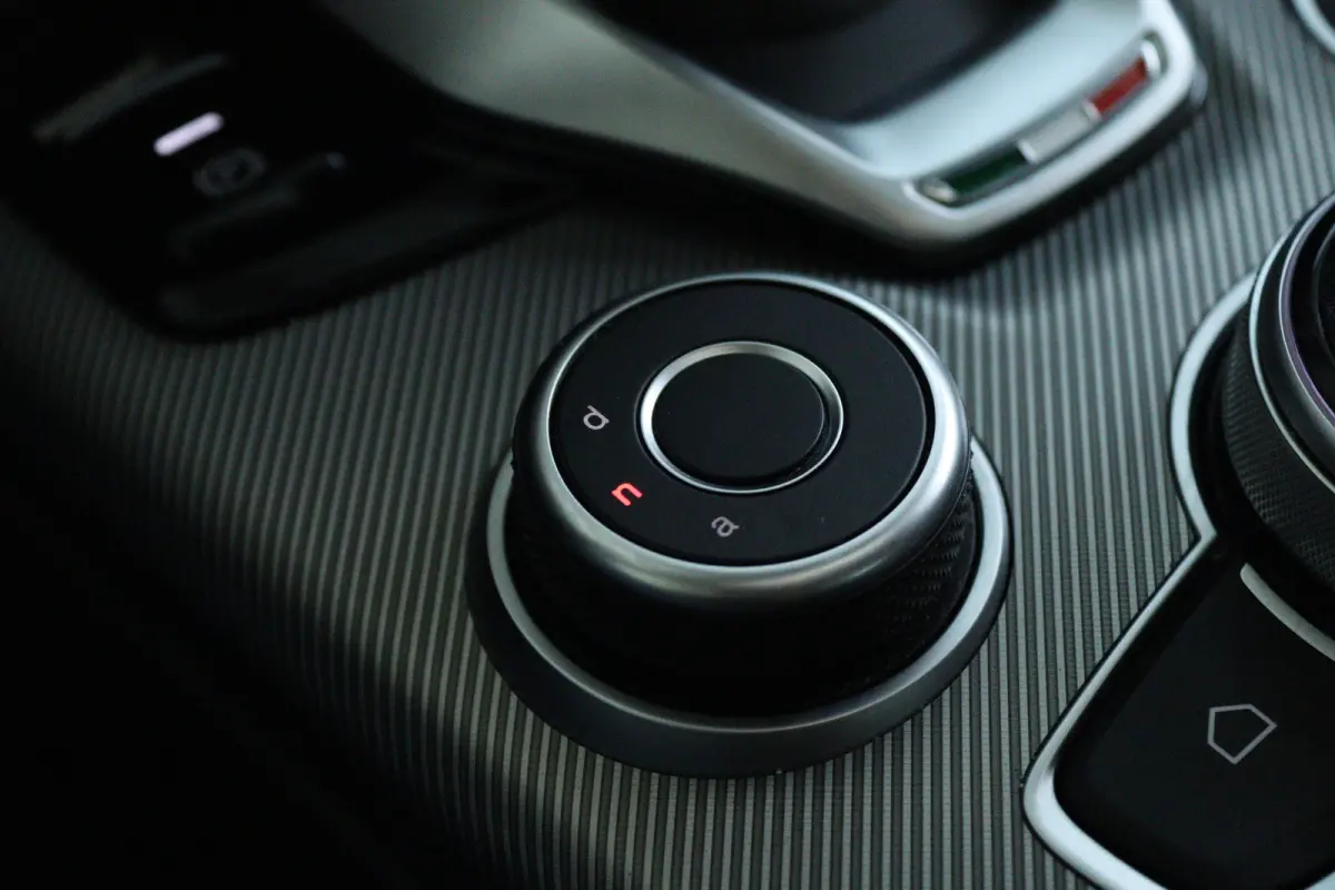 2.0 T Veloce AWD | Adapt. Cruise | Schuifdak | Camera | Memory | Elektr. Stoelen | Memory | Carplay | Navi | Keyless | Stoel+Stuurverwarming