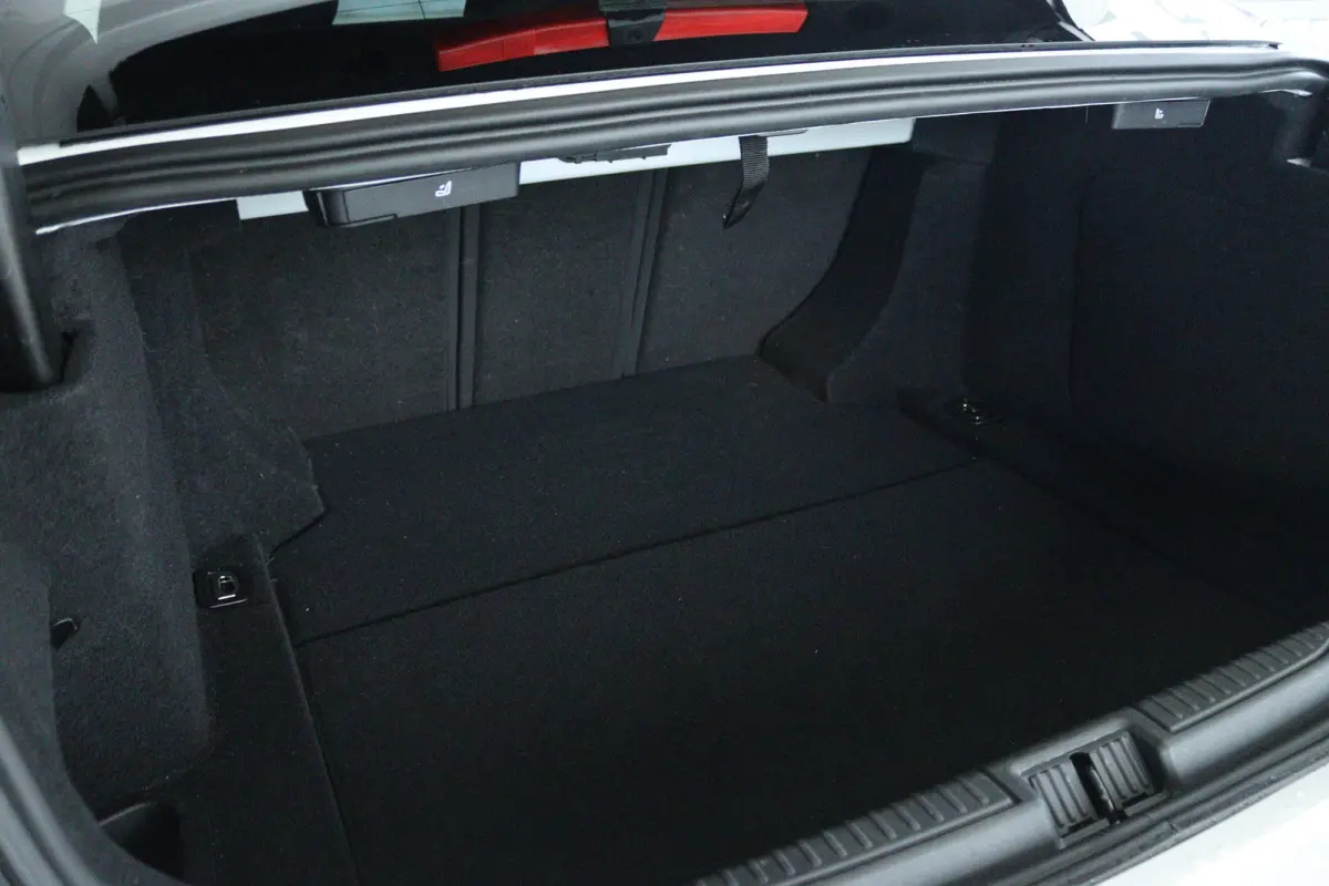 2.0 T Veloce AWD | Adapt. Cruise | Schuifdak | Camera | Memory | Elektr. Stoelen | Memory | Carplay | Navi | Keyless | Stoel+Stuurverwarming