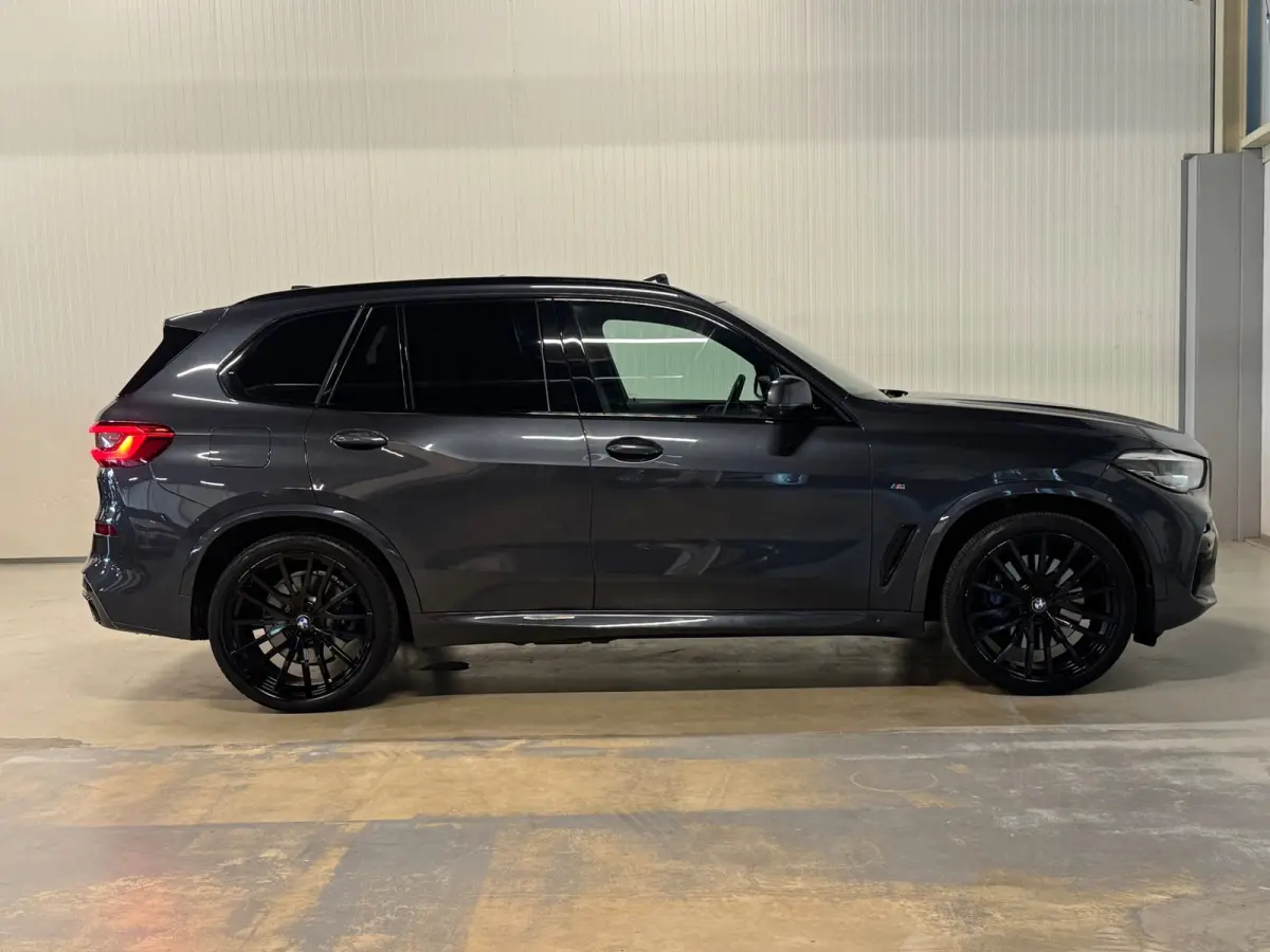 XDrive45e High Executive | M-SPORT | PANO | LUCHTVERING | 360 CAMERA