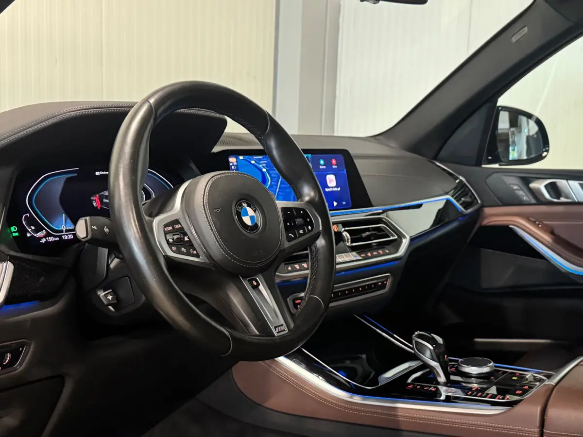 XDrive45e High Executive | M-SPORT | PANO | LUCHTVERING | 360 CAMERA