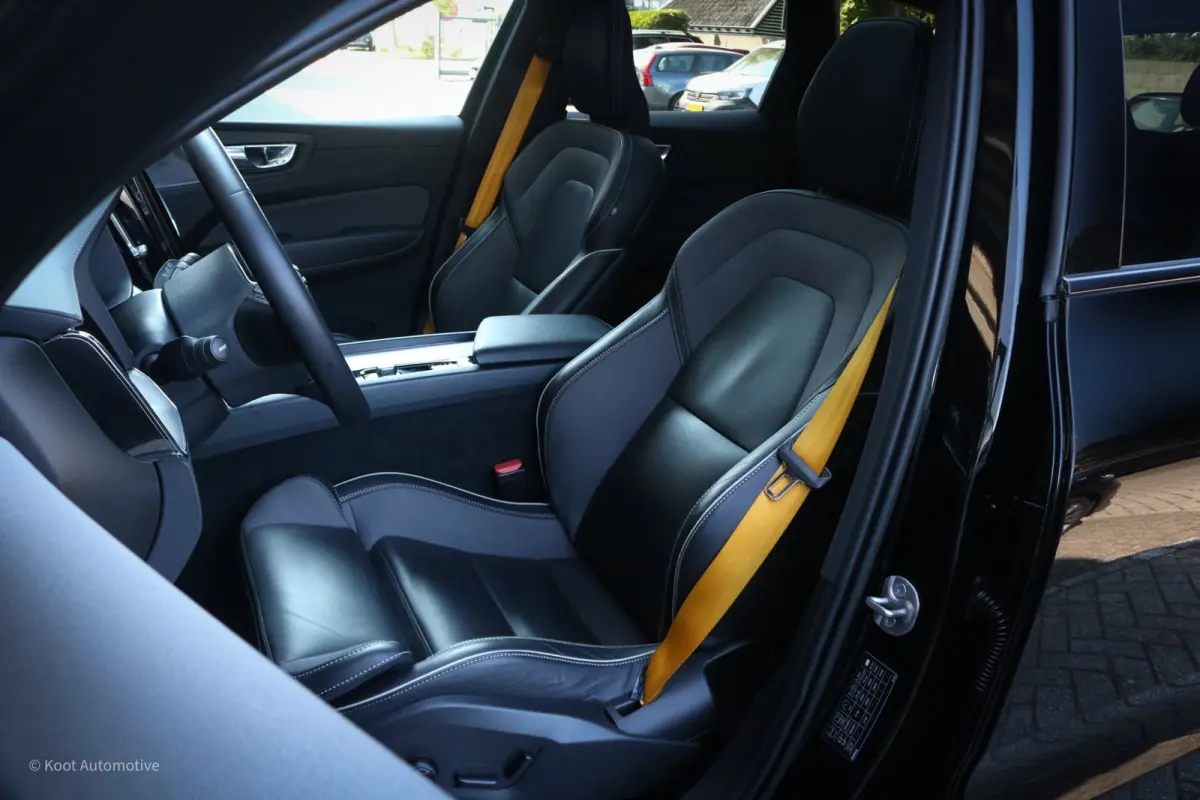 2.0 T8 Plug-in-hybrid AWD Polestar Engineered | SOH 97% | Long Range | Pano | Trekhaak | Harman/Kardon