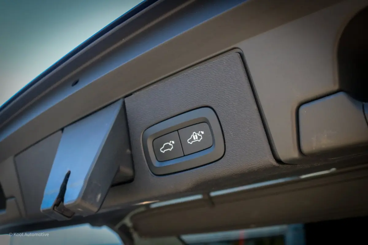2.0 T8 Plug-in-hybrid AWD Polestar Engineered | SOH 97% | Long Range | Pano | Trekhaak | Harman/Kardon