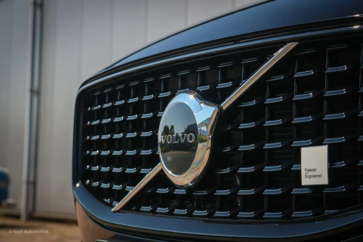 2.0 T8 Plug-in-hybrid AWD Polestar Engineered | SOH 97% | Long Range | Pano | Trekhaak | Harman/Kardon