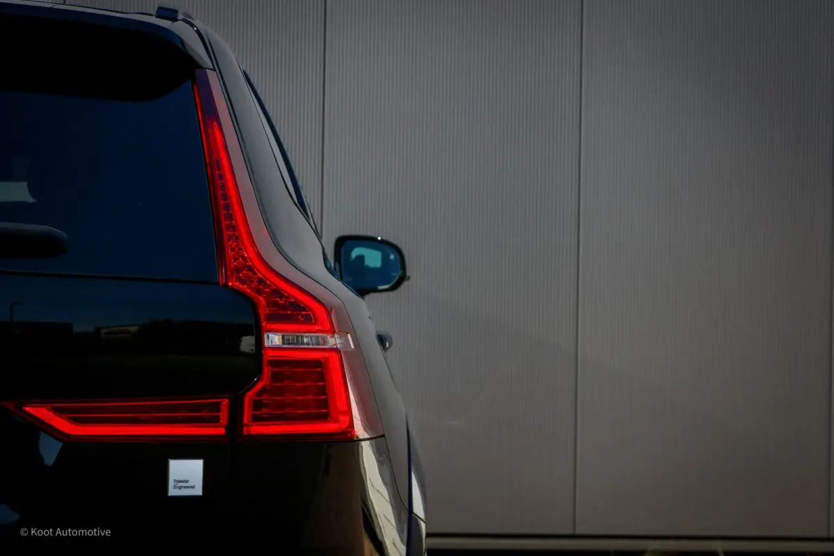 2.0 T8 Plug-in-hybrid AWD Polestar Engineered | SOH 97% | Long Range | Pano | Trekhaak | Harman/Kardon