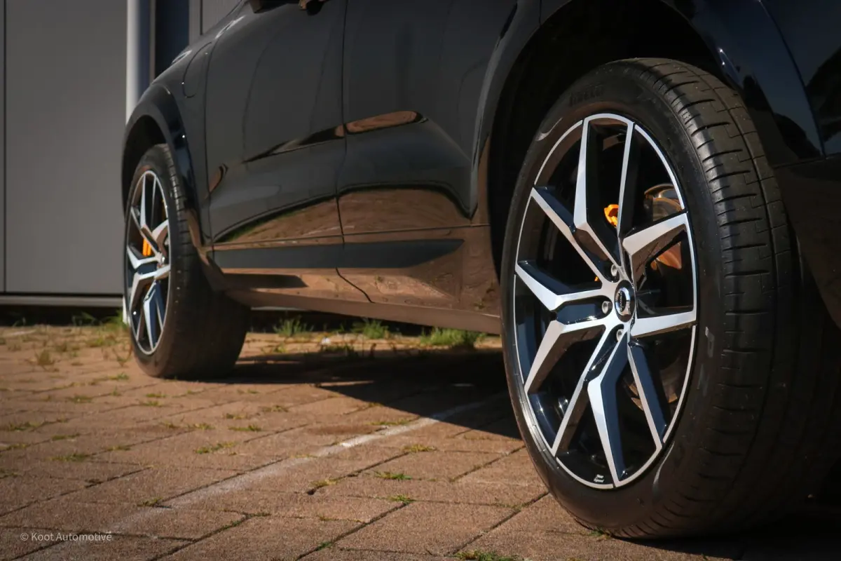 2.0 T8 Plug-in-hybrid AWD Polestar Engineered | SOH 97% | Long Range | Pano | Trekhaak | Harman/Kardon