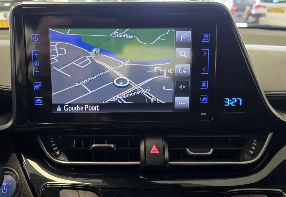 1.8 Hybrid Dynamic Trekhaak Allseason Camera Navi Mooi!