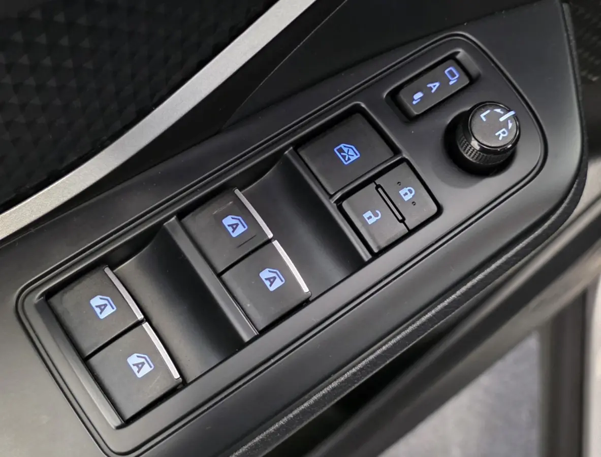 1.8 Hybrid Dynamic Trekhaak Allseason Camera Navi Mooi!