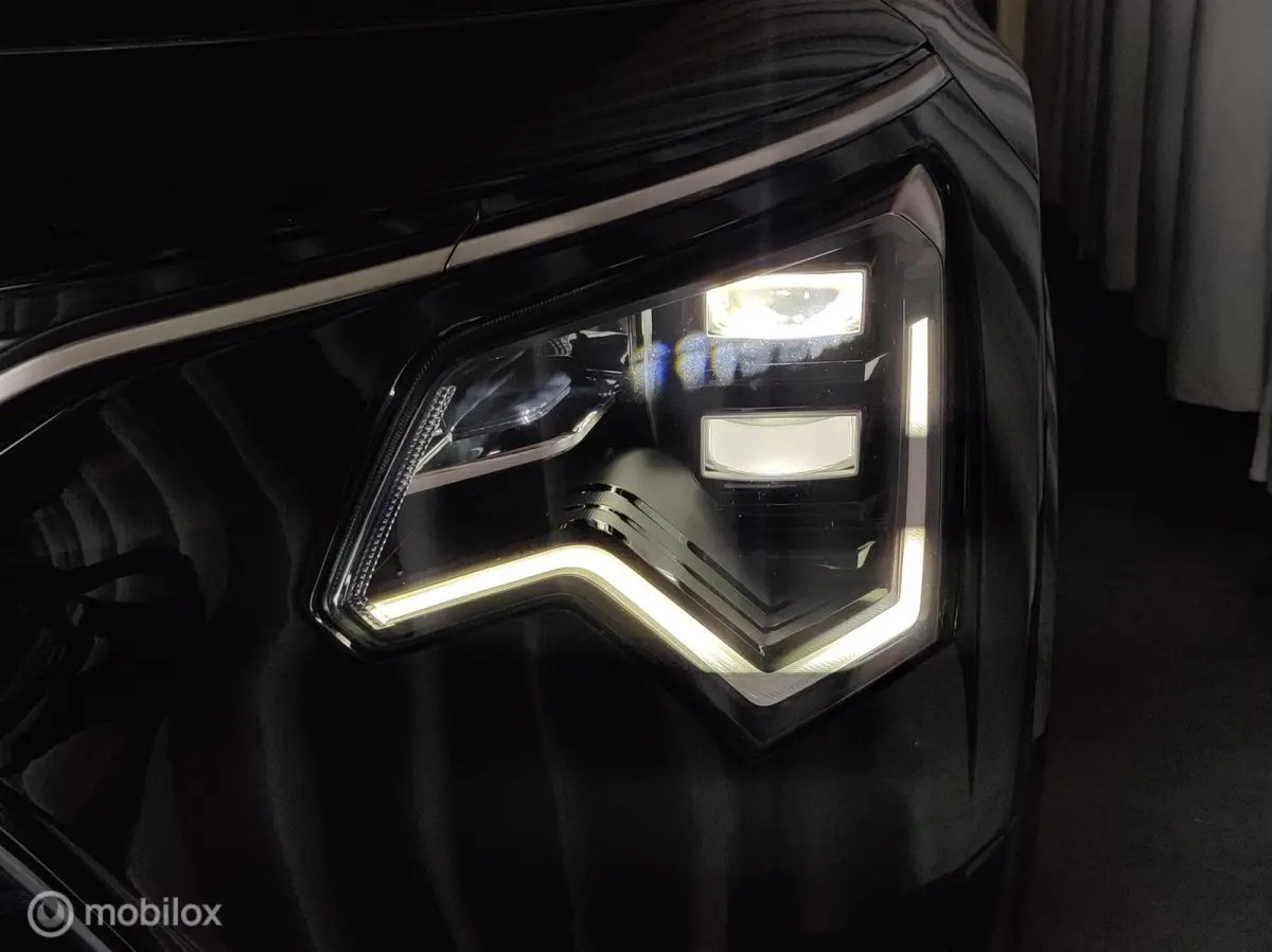 1.6 GDi HEV Dynamic+Line|HuD|LED|Keyless|Navi|Camera|DodeH